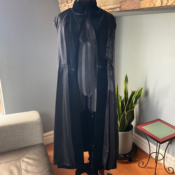 VTG Holiday Black Velvet Opera Long Coat Party Whimsigoth Evening Event Formal L - Picture 12 of 13